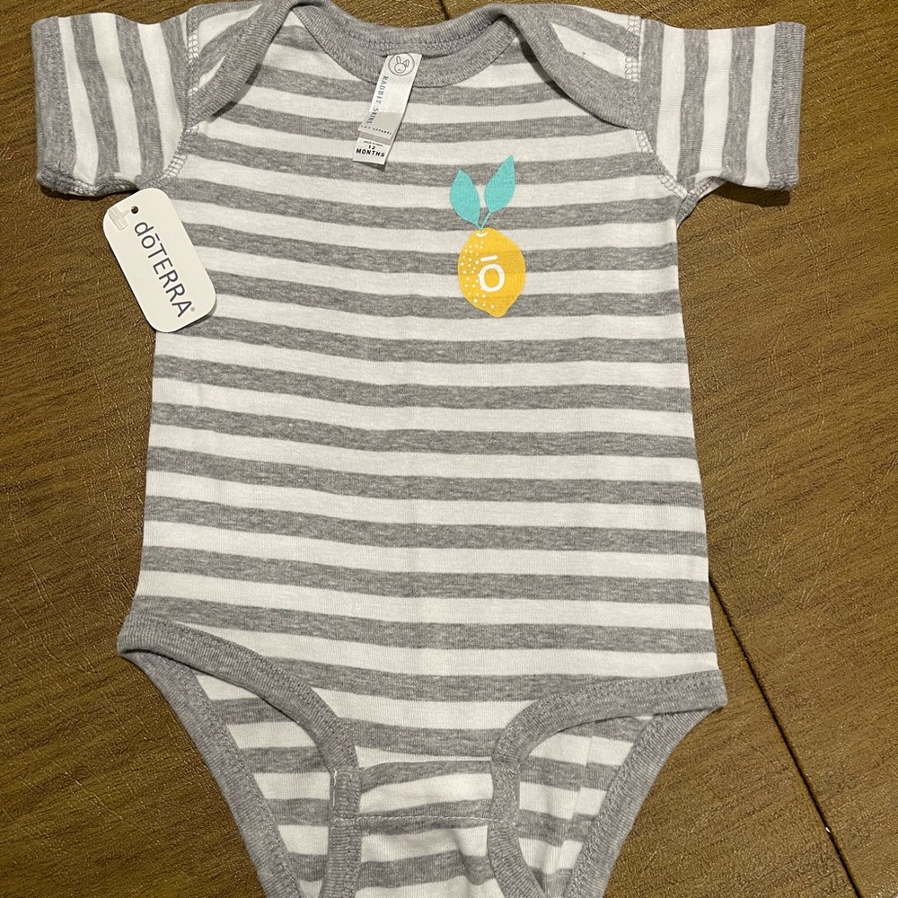 NWT DoTERRA Baby Onsie 12 months unisex